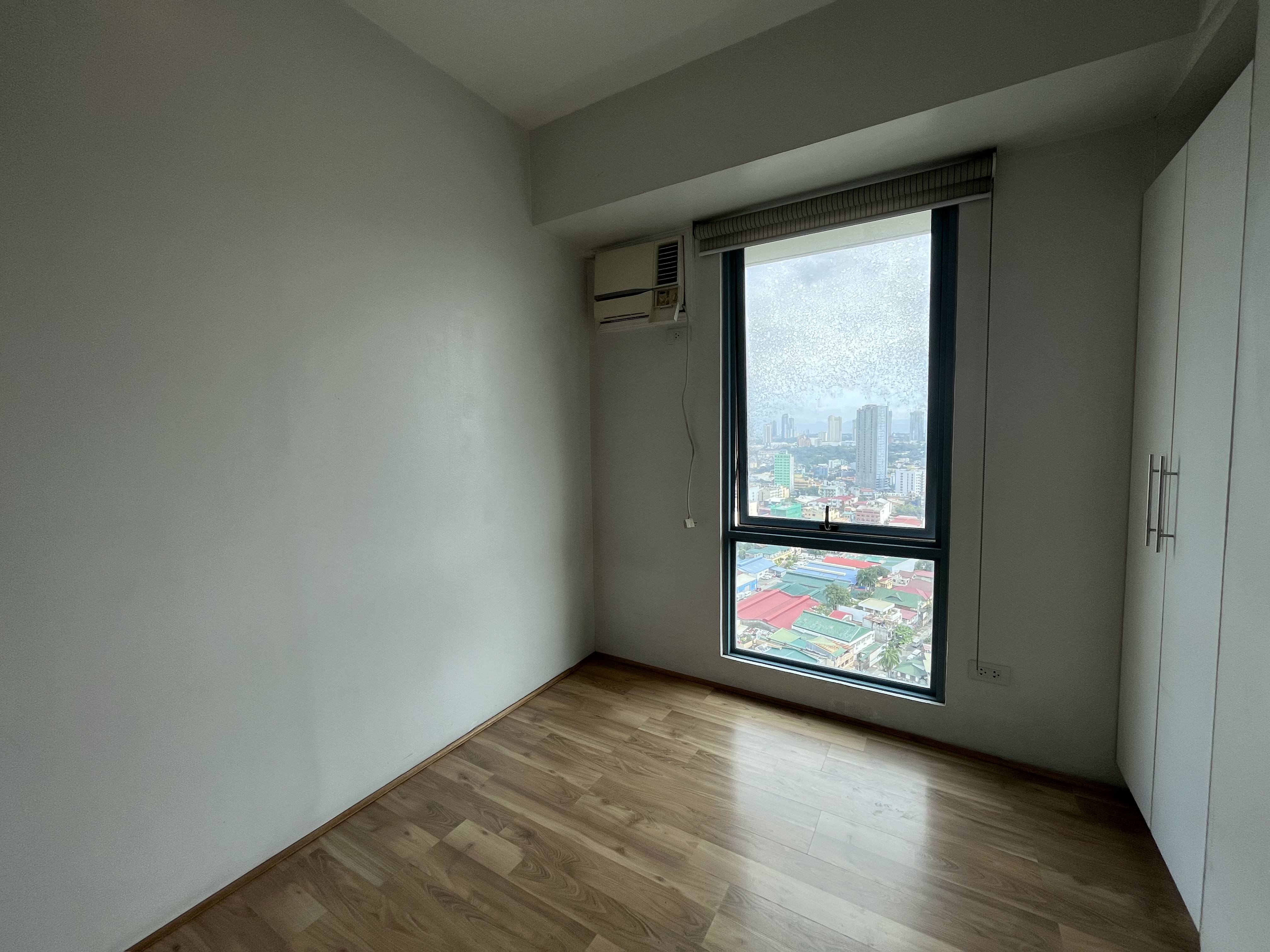 2 Bedroom Unit FOR SALE [With Parking]  |  TIVOLI GARDEN RESIDENCES